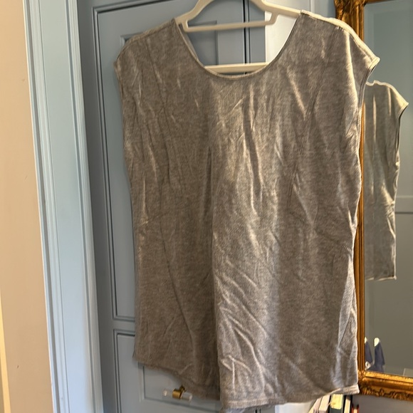 Zella gray athletic top - Picture 4 of 4